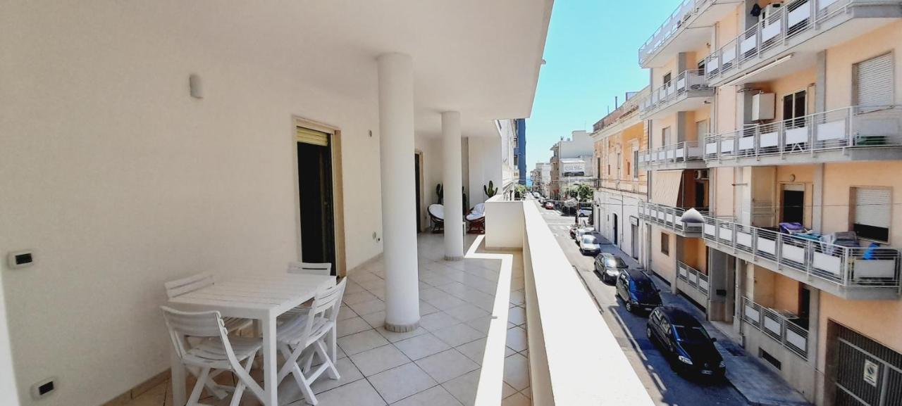 Residenza D'Angio Apartment Галиполи Екстериор снимка