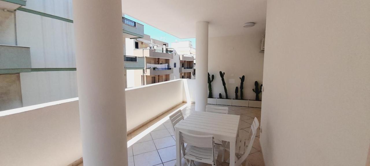 Residenza D'Angio Apartment Галиполи Екстериор снимка